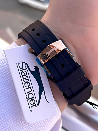 Slazenger Silikon Kordon İç Fonksiyonları Aktif 10 Atm Suya Dayanıklı Erkek Kol Saati ESL.09.2514.03