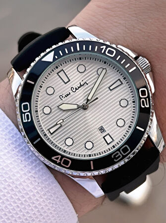 Pierre Cardin Silikon Kordon 2 Yıl Garantili 3 Atm Suya Dayanıklı Erkek Kol Saati PP.800311F03