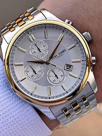 Tom Jones Bileklik Hediyeli Çelik Kordon 3 Atm Suya Dayanıklı 2 Yıl Garantili Erkek Kol Saati 10080.4