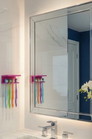 Kırmızı Yapışkanlı Çok Amaçlı Diş Fırçası Jilet Jiletlik Asacağı Askılığı Askılık Diş Fırçalık Banyo Organizer