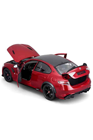 Alfa Romeo Giulia GTAm 1:18 Ölçek Model: Detaylarda Yarış Ruhu!