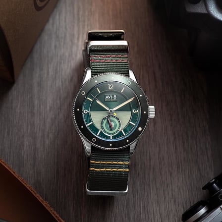 AVI-8 AV-4112-02  Erkek Kol Saati