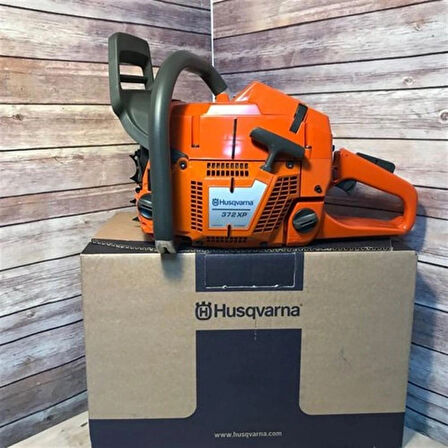 Husqvarna 372 XP 3.9kW Benzinli Ağaç Kesme Makinesi