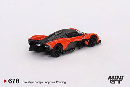 Mini GT Aston Martin Valkyrie Maximum Orange 678