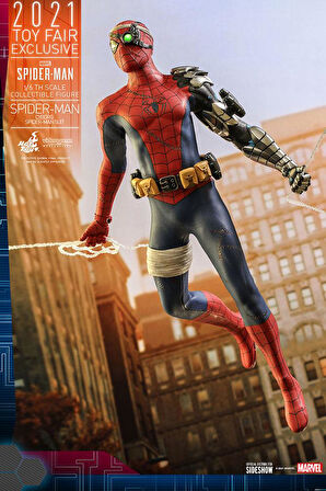 Hot Toys Spider-Man (Cyborg Spider-Man Suit) Exclusive Sixth Scale Figure VGM51 908810