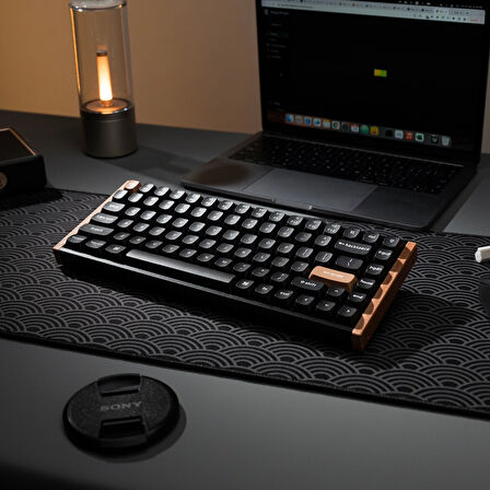 Keychron K2 HE RGB Manyetik Switch 2.4 GHz Kablosuz İngilizce Ahşap Kenarlı Siyah Klavye