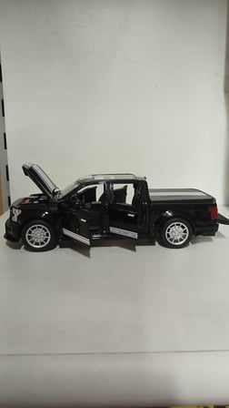 Oyuncak Metal Model  Koleksiyon 1 / 24 Ölçek F 350 Pickup Siyah Kamyon 4x4 Işıklı Sesli 