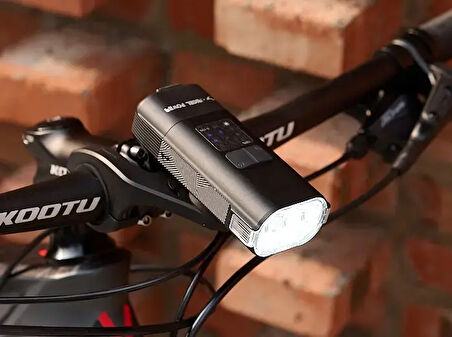 MOON RIGEL POWER 3600 LM USB ÖN FAR
