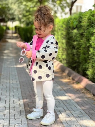 MODAVALS KIZ ÇOCUK PUANTİYELİ ÇİFT TARAFLI AÇIK KREM&PEMBE YAĞMURLUK 489756231