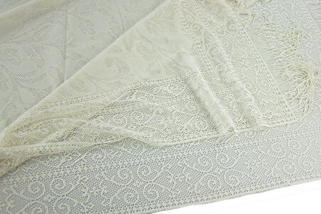 Anneler Gününe Özel Silindir Kutulu Set - İnci Tesbihli - Tül Şal - Krem Renk