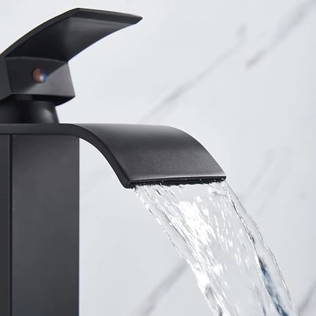 Modern Mat Siyah Kare Çanak Lavabo Bataryası Şelale Çıkış Uzun 