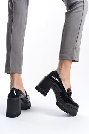 Kadın Guzi Siyah Rugan İnce Tokalı  8 cm Topuklu Platformlu Ayakkabı