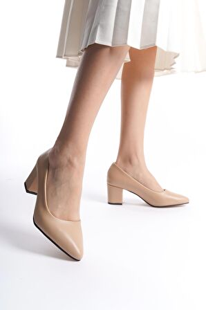 Kadın Camila Ten Cilt 6 Cm Kalın Topuklu Hafif Sivri Burunlu Klasık Ayakkabı