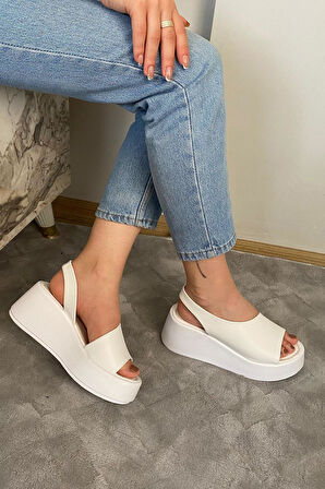 Kadın Mambo Beyaz Dolgu Tabanlı Sandalet