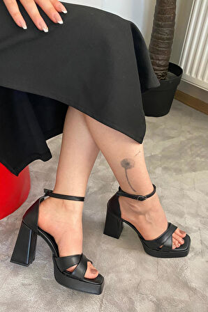 Kadın Luci Siyah Cilt Çapraz Bantlı 10 cm Platfom Topuklu Aykkabı
