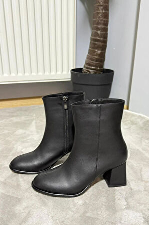 Kadın Marta Siyah Kalın Topuklu Yumurta  Burun Fermuarlı Bot