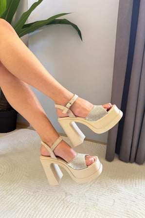 Preshley Dolgu Topuklu Ayakkabı Bej Suni Deri 12 cm Platform