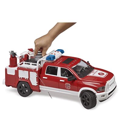 1:16 RAM2500 Fire Rescue Truck Su Püskürten İtfaiye Kurtarma Aracı