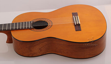 Yamaha C40 Naturel Klasik Gitar