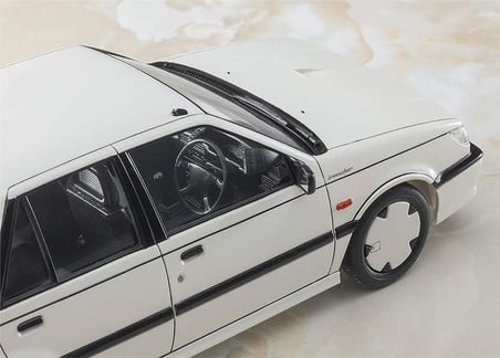 1/24 Isuzu Gemini (JT150) Irmscher Turbo (1989) maketi, Hasegawa 20377