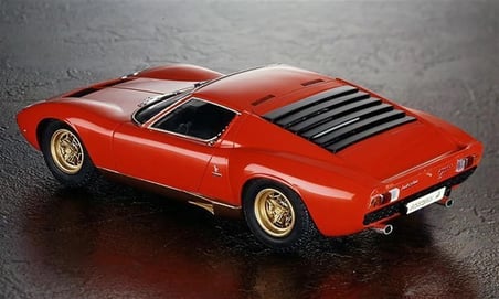 Hasegawa Lamborghini Miura SV Maket Araba 1/24 Ölçek Kırmızı