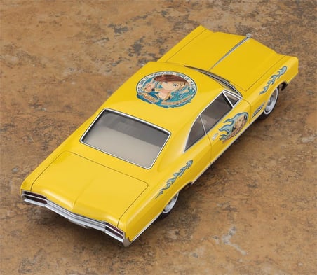 Hasegawa 1/24 Chevrolet 1966 American Coupe Type B Amy McDonnell Figürlü Maket Araba