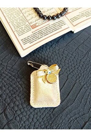 BEBEK CEVŞENİ DUALI KOLYE MUSKA HAKİKİ DERİ KÜÇÜK DÖRTGEN