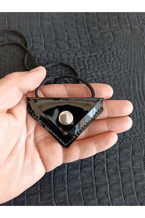 Kayı Cevşen Dualı Üçgen Kolye Muska Hakiki Deri Metal Korumalı KAYI1453