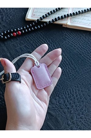 Küçük Dörtgen Cevşen Dualı Kolye Muska Hakiki Deri El Yapımı XS