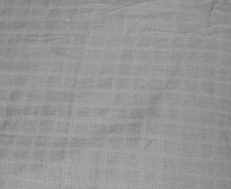 %100 Pamuk Kare Desenli Gri Müslin Kumaş 100*180 cm Metrelik Müslin Kumaş