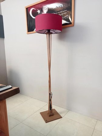 BORDO-KOYU MEŞE-AHŞAP LAMBADER KÖŞE AYDINLATMA