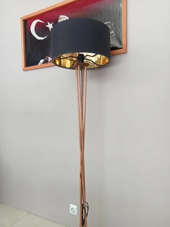 SİYAH GOLD BAŞLIK AHŞAP KÖŞE AYDINLATMA LAMBADER KOYU MEŞE