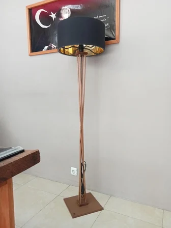 SİYAH GOLD BAŞLIK AHŞAP KÖŞE AYDINLATMA LAMBADER KOYU MEŞE