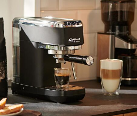 TCHIBO Lapressa Manuel Espresso Makinesi Siyah