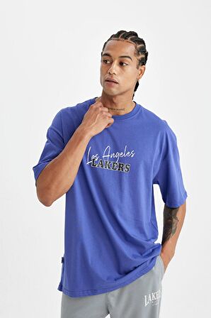 DeFactoFit NBA Los Angeles Lakers Oversize Geniş Kalıp Bisiklet Yaka Sırt Baskılı Pamuklu Kısa Kollu Tişört C9256AX24AUPR76