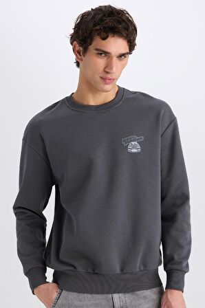 DeFacto Fast & Furious Boxy Fit Bisiklet Yaka Sırt Baskılı Kalın Sweatshirt E1115AX25SPAR104
