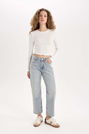 Straight Fit Yüksek Bel Bilek Boy Jean Yıkamalı Pantolon