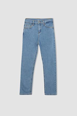 DeFacto Erkek Çocuk Straight Fit Standart Paça Jean Basic Pantolon B5626A824SMNM39