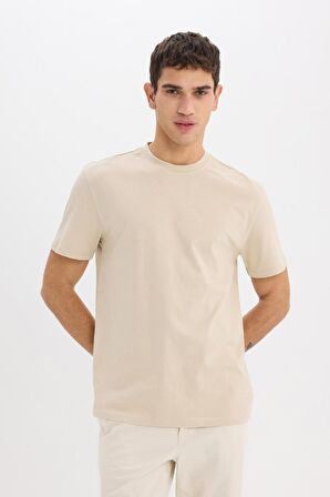 DeFacto New Regular Fit Bisiklet Yaka Basic Düz %100 Pamuk Kısa Kollu Tişört V7699AZ25SPBG735