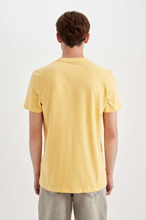 DeFacto %100 Pamuk Slim Fit Dar Kesim Bisiklet Yaka Baskılı Kısa Kollu Tişört C2077AX24AUYL170