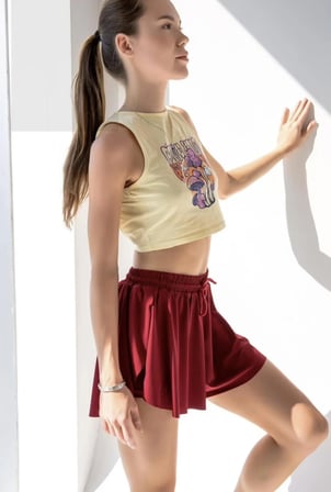 Bol Kesim Taytlı Şort (tenis)