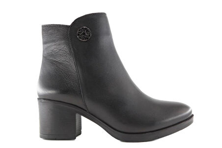 CASTLE BLACK 92160 Saf Deri Siyah Kadın Bot
