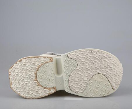 GUJA 23k340-2 Bej Kadın Bot