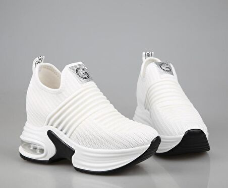 GUJA 24y300-8 Dolgu Topuk Beyaz Kadın Sneakers