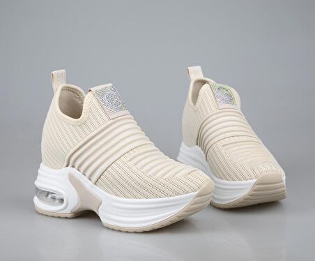 GUJA 24y300-8 Dolgu Topuk Bej Kadın Sneakers