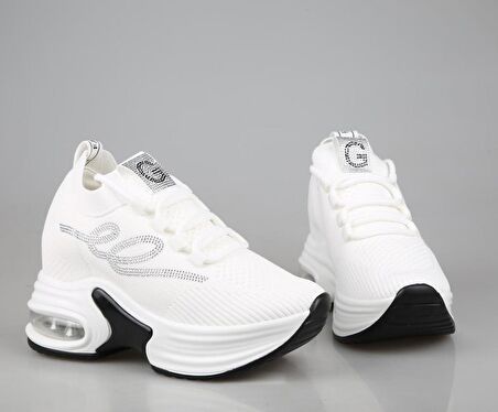 GUJA 24y300-9 Dolgu Topuk Beyaz Kadın Sneakers