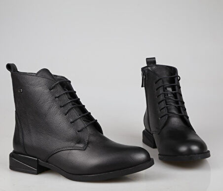 CASTLE BLACK 27491-1 Hakiki Deri Siyah Kadın Bot