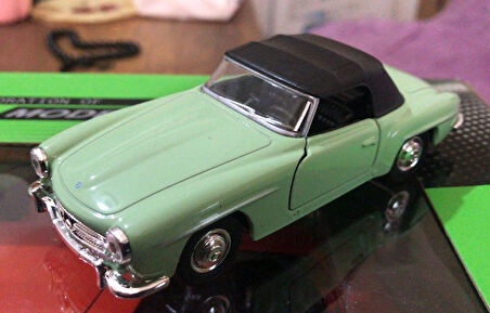 Model Metal Araba 1/36 Çek Bırak 1955 Yeşil Mercedes Benz 190sl