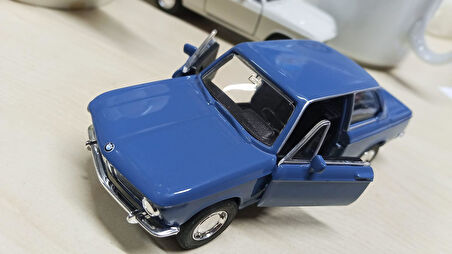 Oyuncak Metal Model Araba 1/36 Çek Bırak BMW 2002 Ti Turkuaz