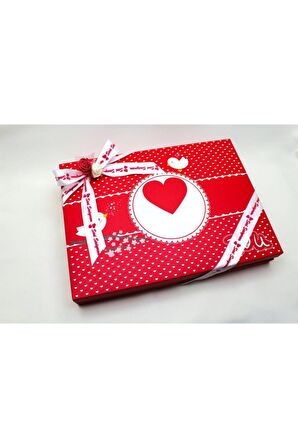 Dark Brown Sevgililer Günü Çikolatası 72'li Madlen Kırmızı Kutudu